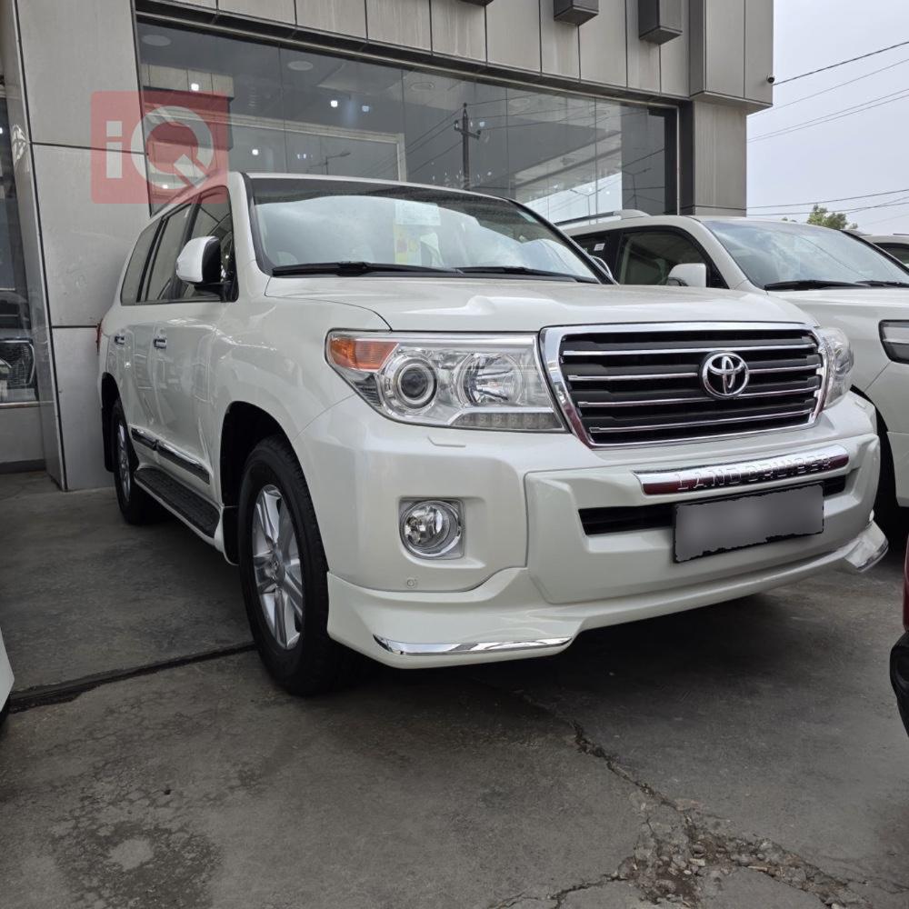 تويوتا لاندكروزر